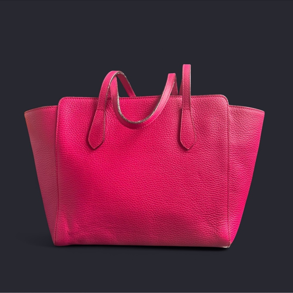 Gucci Interlocking G Swing Tote - image 3
